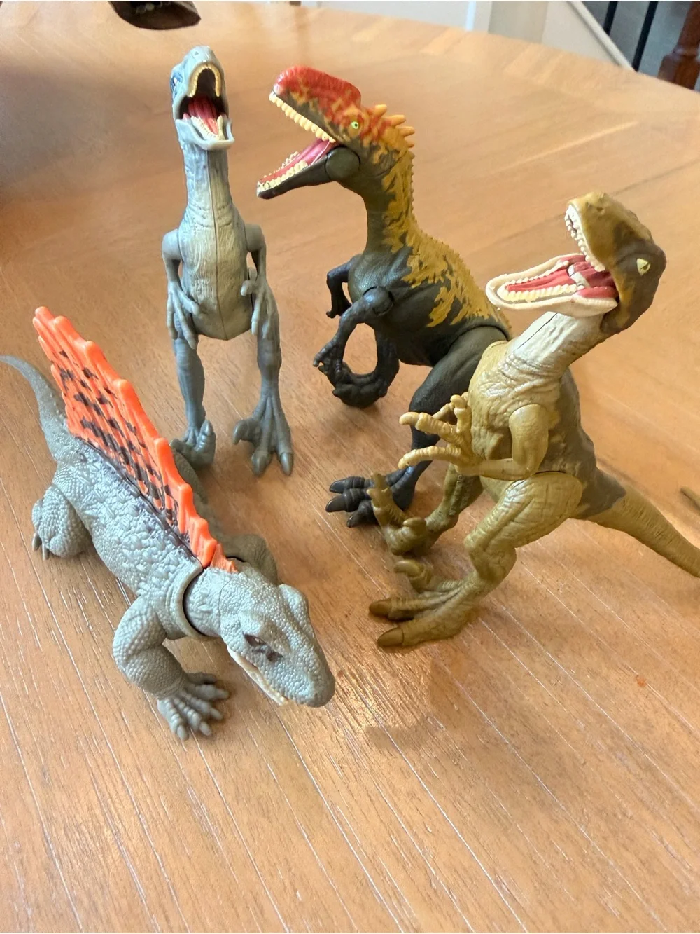 Jurassic World Fallen Kingdom Dinosaur Toy Figure Lot 4pcs, 2021